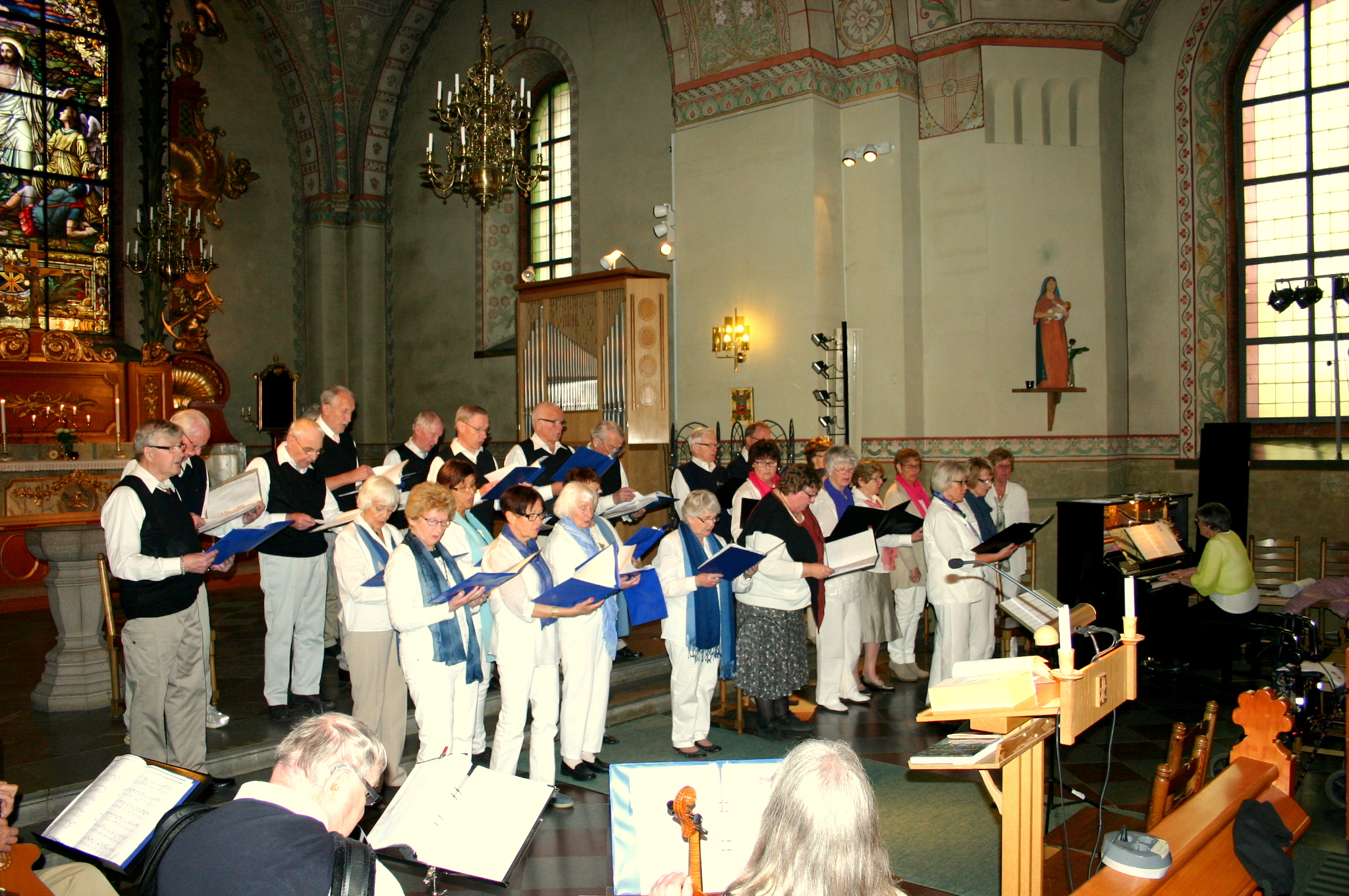 Mitt Västmanland - Spf och Pro sjöng in våren i Norbergs kyrka